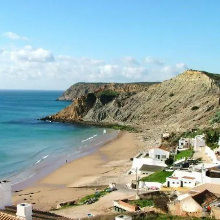 Apartamento Com Vista Sobre *